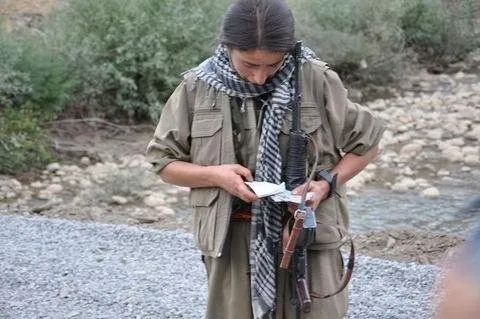 Kadın PKK'lının şoke eden görüntüsü