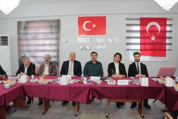cizrede-terorsuz-turkiye-bulusmasi-milletvekilleri-stk-ve-muhtarlarla-bir-araya-geldi-1788888951933.jpg