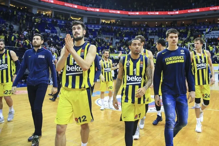 Fenerbahçe'de bir ayrılık daha! Resmen açıklandı