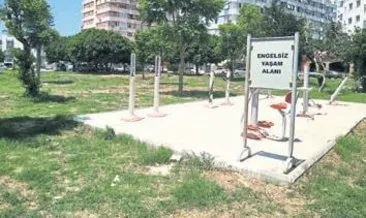 Melih ABİ: Park yeri bakımsız kalmış çöpler temizlenmiyor