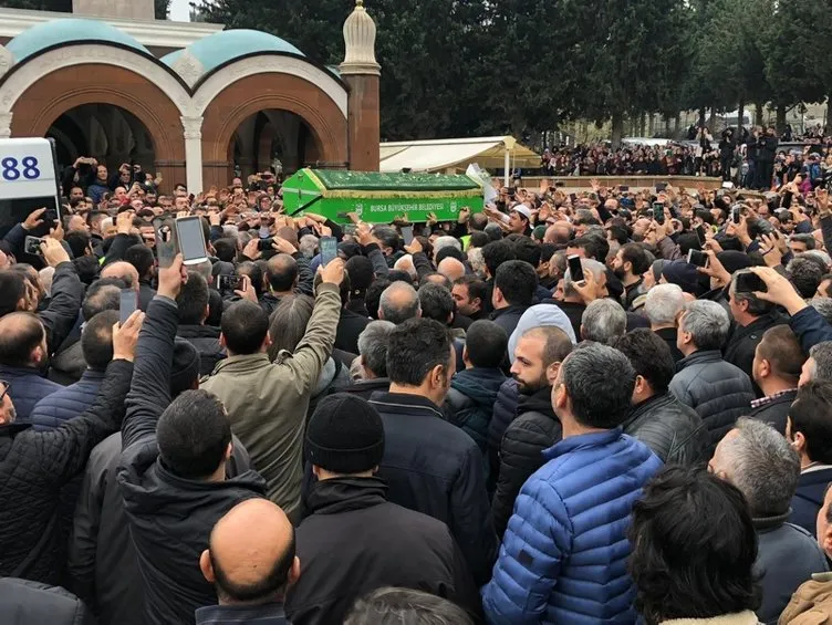 'Sahte peygamber' İskender Erol Evrenosoğlu, Bursa'da toprağa verildi