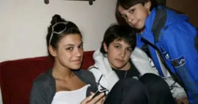 Resmen Arka Sokaklar’da büyüdüler! Arka Sokaklar’ın kardeşleri Yüsra Geyik, Furkan Göksel ve Onur Bay tatilde de birlikte!