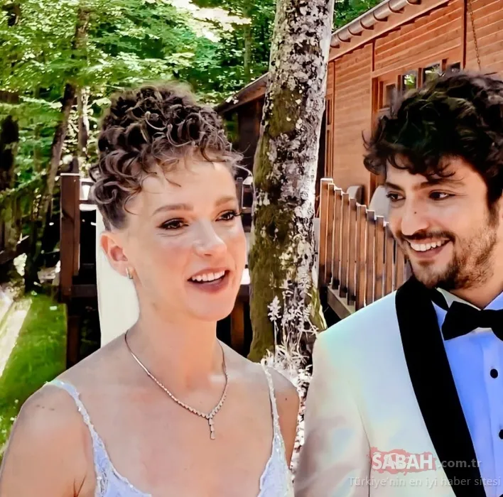 Taner Ölmez ile Ece Çeşmioğlu evlendi! İşte nikahtan ilk görüntüler...