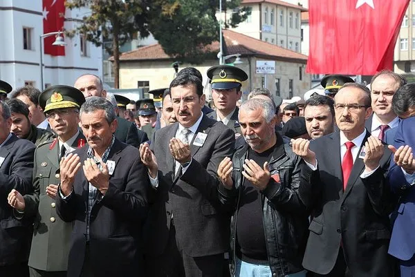 Afrin Şehidi Taner Kart'ı son yolculuğuna on binler uğurladı
