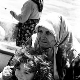 Büyükanne maaşının şartları belli oldu!