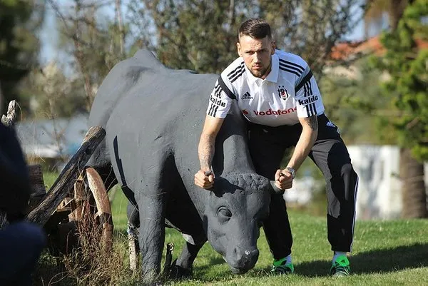 Beşiktaş'ta büyük revizyon!