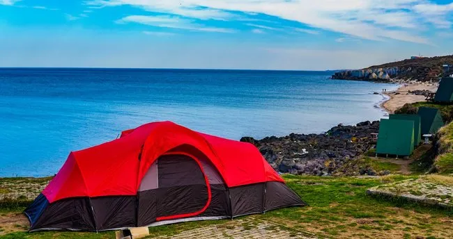 Akçakese Plajı Kamp Alanı Nerede? Akçakese Plajı Kamp Alanı’na Nasıl Gidilir, Giriş Ücreti Ne Kadar?