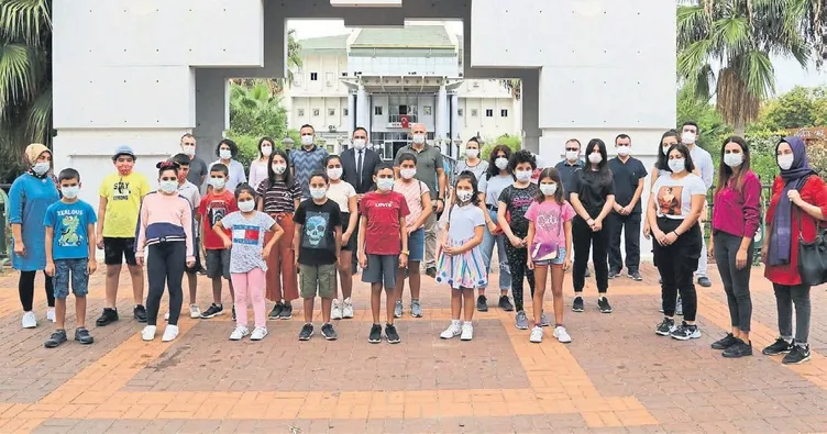 Yeter ki onlar gülsün