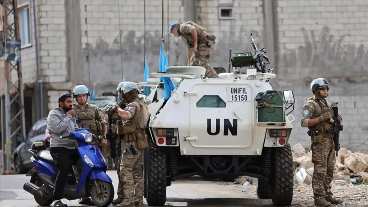 İsrail BM askerlerinin üzerine ateş açtı! İsrail BM askerlerinin üzerine ateş açtı!