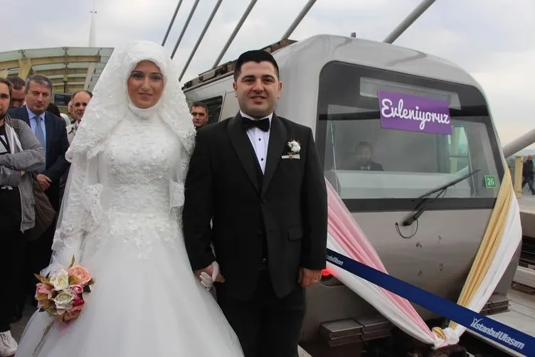 Haliç Metro İstasyonu’nda ilk nikah