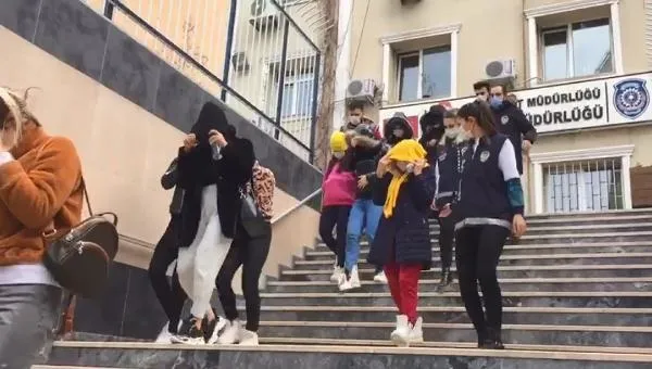 İstanbul’da yabancı uyruklu kadınlara fuhuş tuzağı! İş vaadiyle ağlarına düşürüyorlar - 6