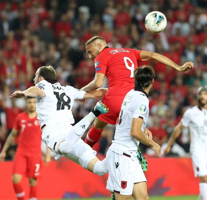Bülent Timurlenk, Türkiye - Arnavutluk maçını yorumladı