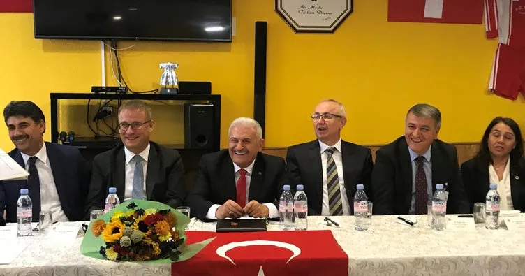 TBMM Başkanı Binali Yıldırım İsviçre’de Türklerle buluştu