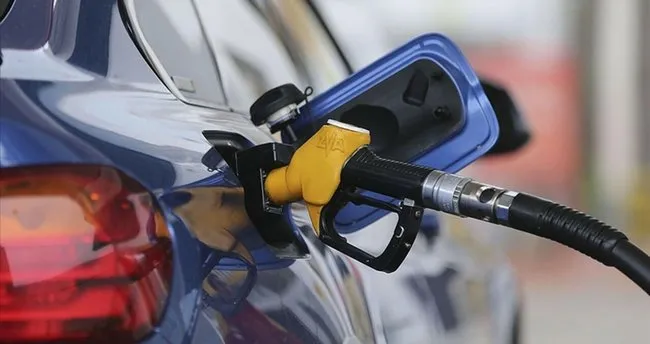 AKARYAKITTA ÇİFTE İNDİRİM! LPG, motorin, mazot ve benzin ne kadar oldu? 3 Temmuz güncel benzin fiyatı listesi 2022