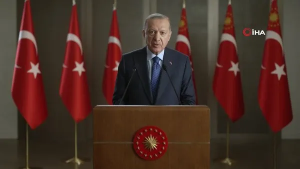 AK Parti Teşkilat Akademisi'nin İzmir eğitimlerine, Cumhurbaşkanı Erdoğan, video konferans ile katıldı