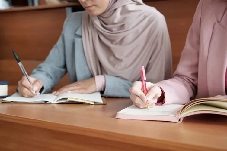 KKTC’de tarihi başörtüsü kararı! Tüzük onaylandı...