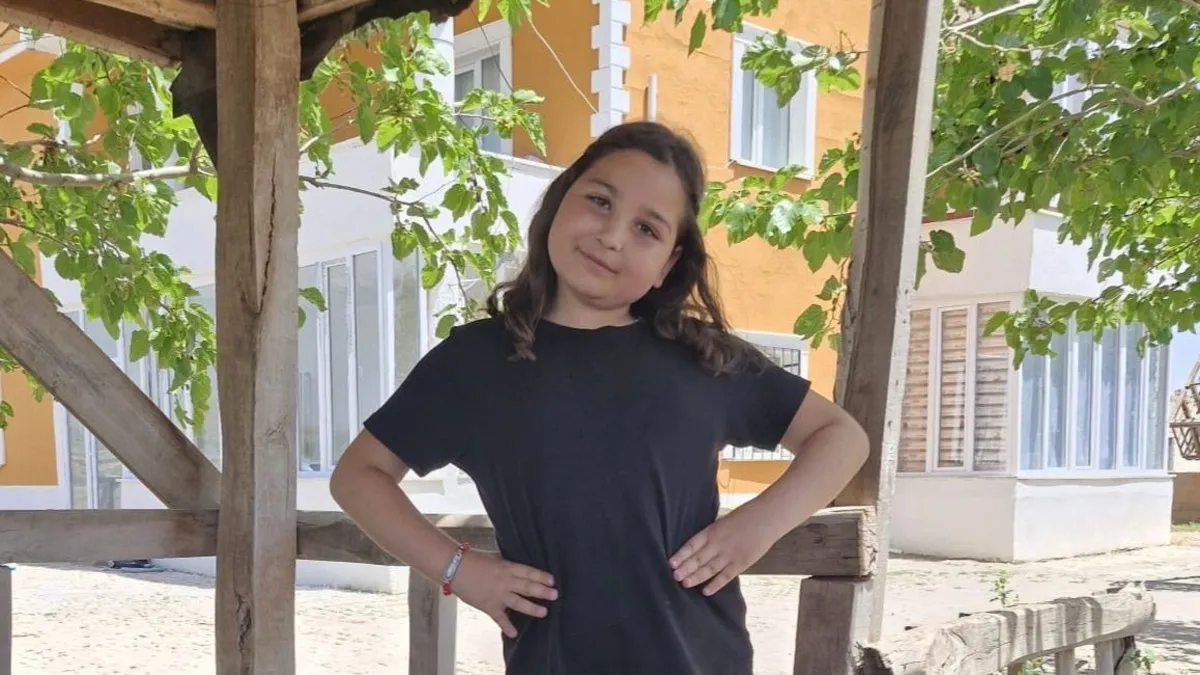 Küçük Zeynep’ten acı haber! 2 yıldır kanserle savaşıyordu Küçük Zeynep’ten acı haber! 2 yıldır kanserle savaşıyordu