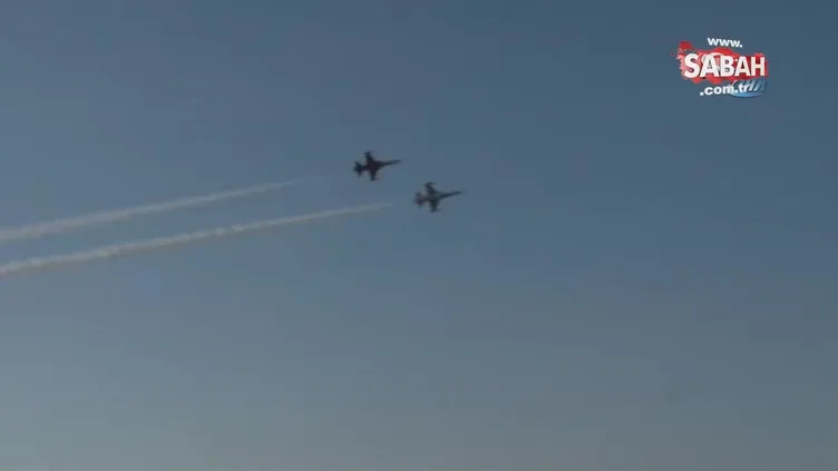 Türk Yıldızları'ndan Rize'de nefes kesen gösteri