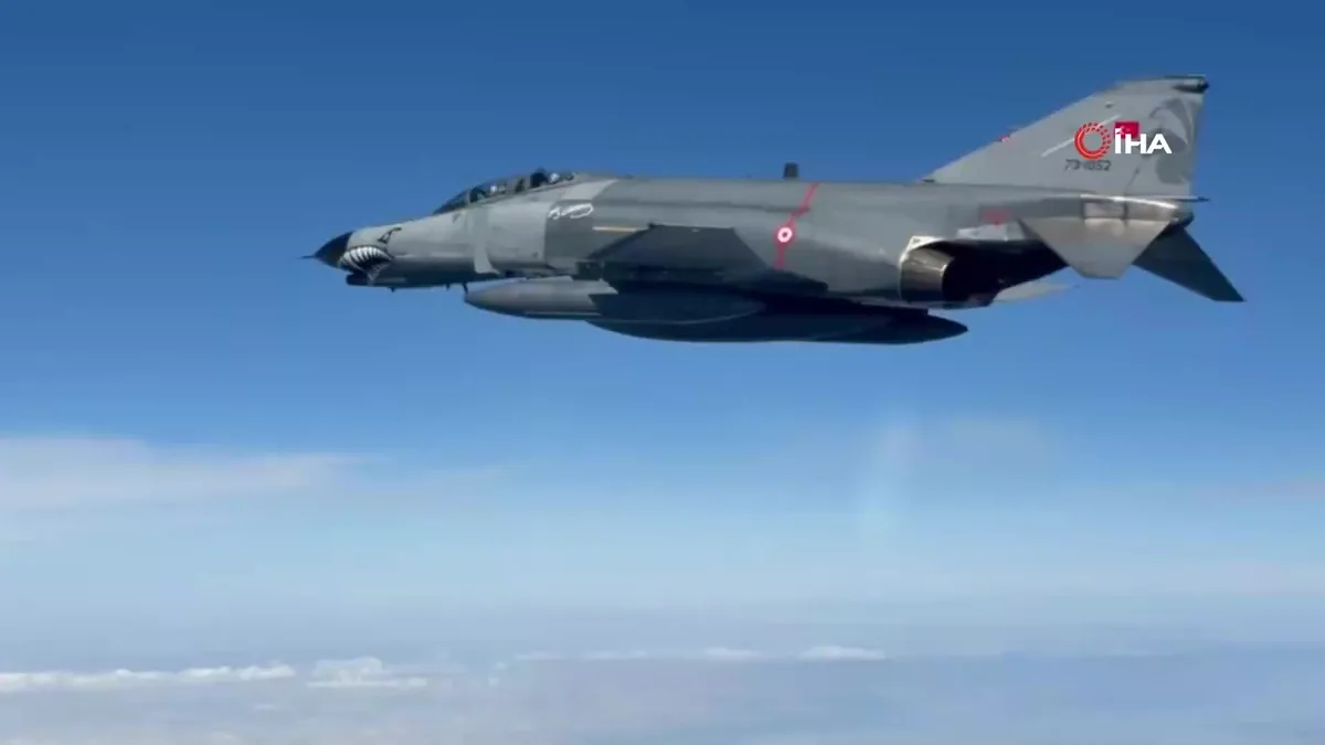 F-4E/2020’lerle Karadeniz’de eğitim uçuşu | Video videosunu izle F-4E/2020’lerle Karadeniz’de eğitim uçuşu | Video videosunu izle