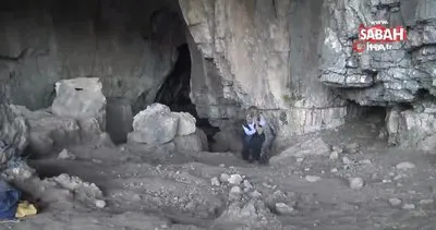 Mağaradan yarasa gübresi çıkartarak satıyor