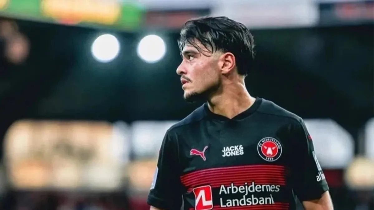 Aral Şimşir kimdir, kaç yaşında, hangi takımda oynuyor? A Milli Takım aday kadrosu açıklandı! İşte Aral Şimşir’in kariyeri Aral Şimşir kimdir, kaç yaşında, hangi takımda oynuyor? A Milli Takım aday kadrosu açıklandı! İşte Aral Şimşir’in kariyeri