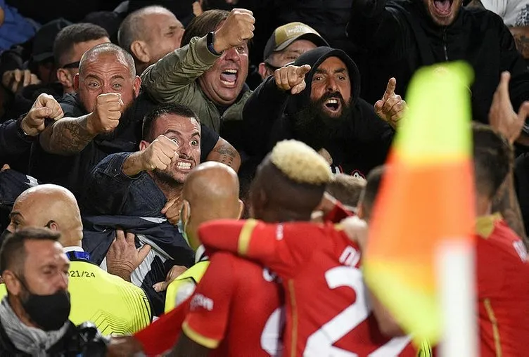 Yüzlerini kapatıp saldırdılar! UEFA Avrupa Ligi’ne damga vuran kavga...