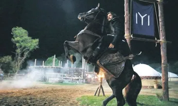 İlk sahne milyonların gönlünü fethetti