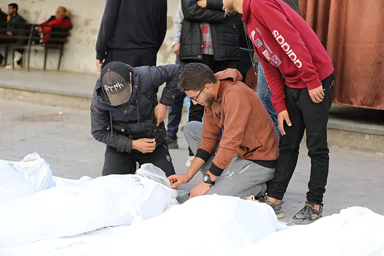 İsrail’in amansız saldırılarında ölü sayısı yükseldi! Katliamcı isim kabineye döndü