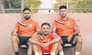 Kaplan sahaya çıkıyor