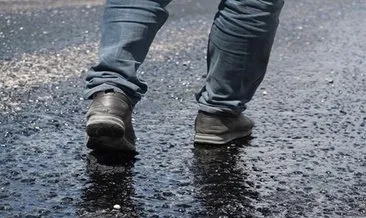 O ilimizde termometreler 40 dereceyi gösterdi: Sıcaktan asfalt eridi #denizli