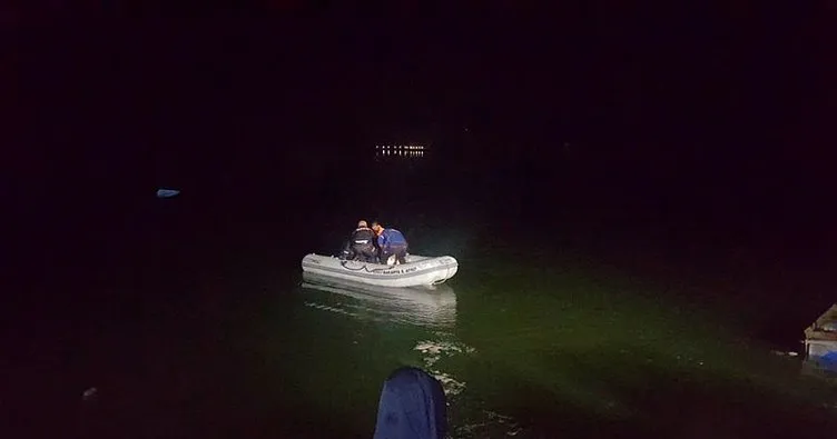 Nehre düşen 2 kişiden biri kayboldu diğeri hastaneye kaldırıldı