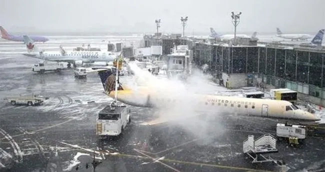 ABD’de kar fırtınası: 8 bin uçak seferi iptal!