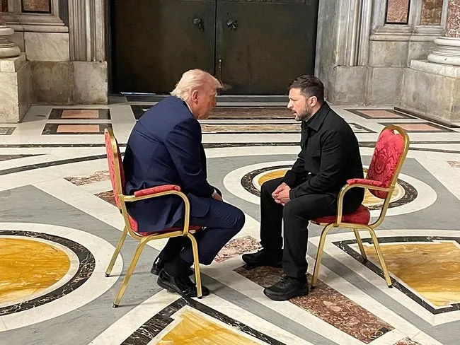 Vatikan’da Papa için cenaze töreni! Dünya liderleri akın etti: Trump ve Zelenski’nin görüşmesi damga vurdu