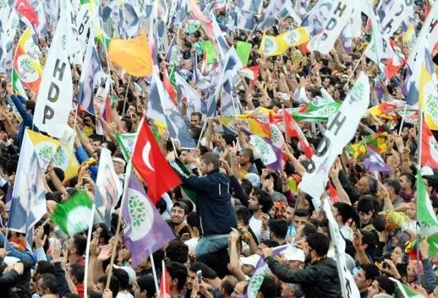 HDP aslına döndü