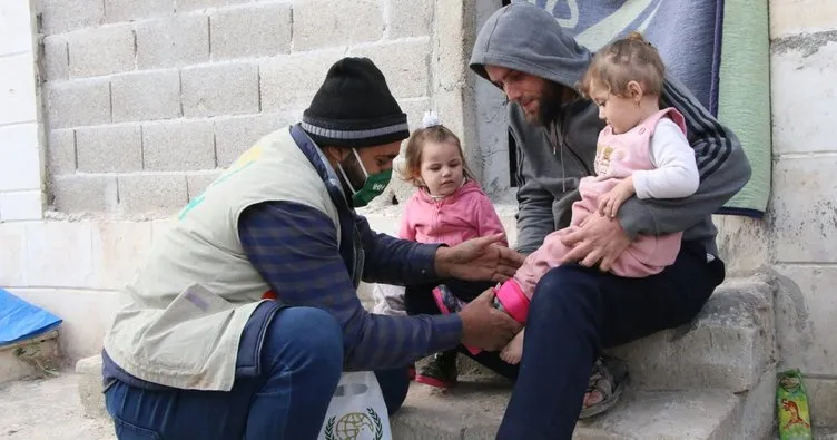Suriye’de 4 bin çocuğa mont ve çizme dağıtıldı