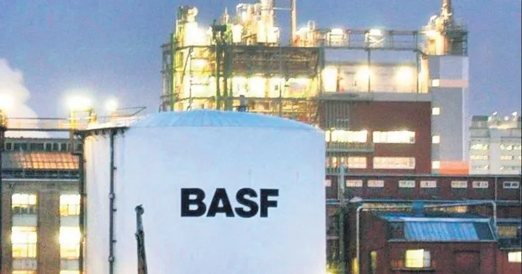 BASF 2 bin kişiyi işten çıkartıyor