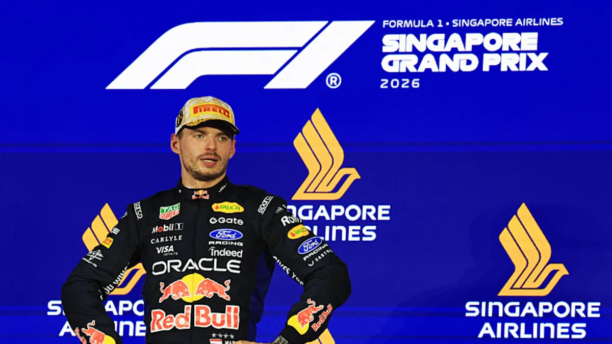 Max Verstappen Singapur Grand Prix'sinin Galibi Oldu