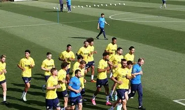 Fenerbahçe, yeni sezon hazırlıklarına devam etti