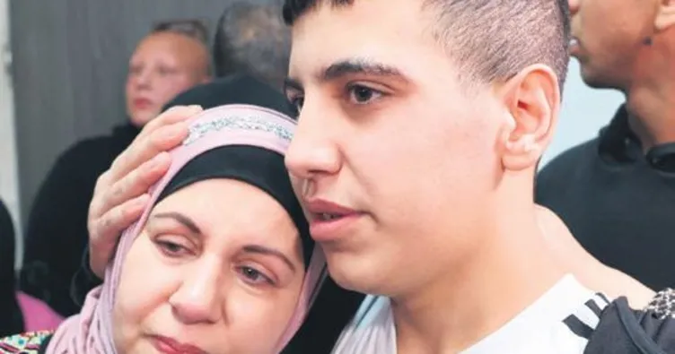 En küçük esir ailesine kavuştu