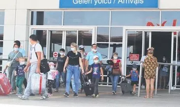 Antalya’ya iki günde 40 bin Rus turist geldi
