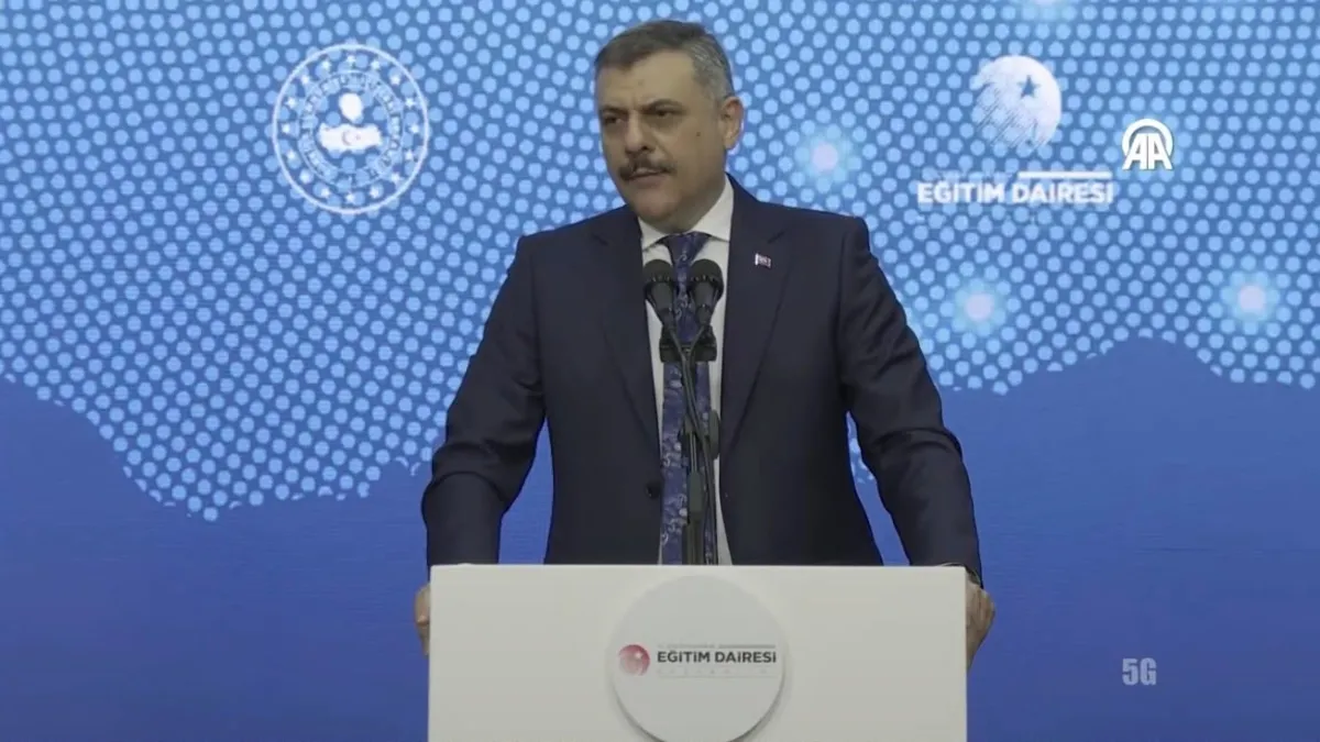 İçişleri Bakanı Ali Yerlikaya konuşma yaparken