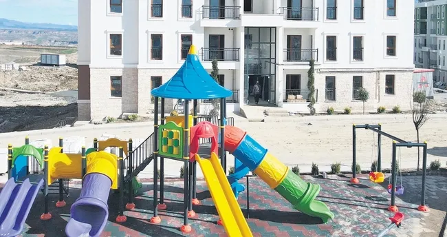 Adıyaman yıkıldığı yerden doğruldu