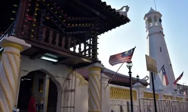 Malezya’nın en eski camilerinden Kampung Hulu mimarisiyle dikkati çekiyor!