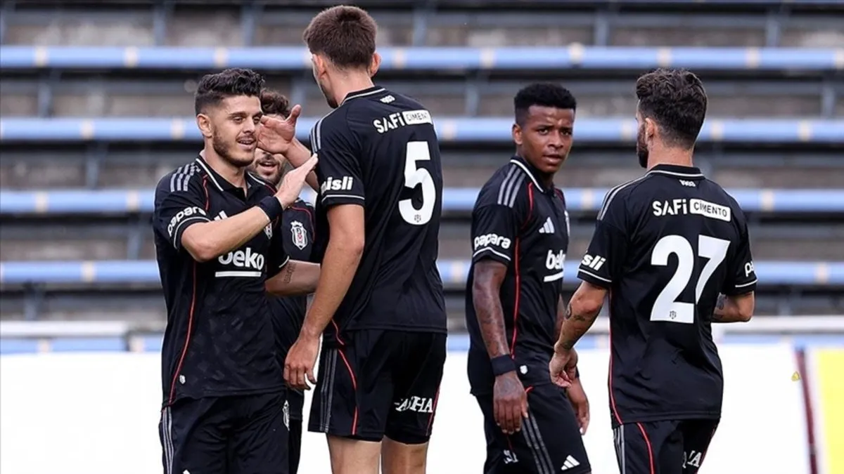 St.Patrick's-Beşiktaş (CANLI) Kartal, İrlanda'da avantaj peşinde...