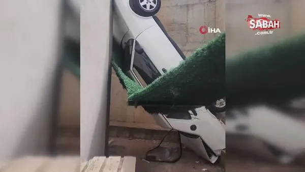 Park ederken el frenini çekmeyi unuttu... Otomobil 5 metre yükseklikten beton zemine düştü! | Video