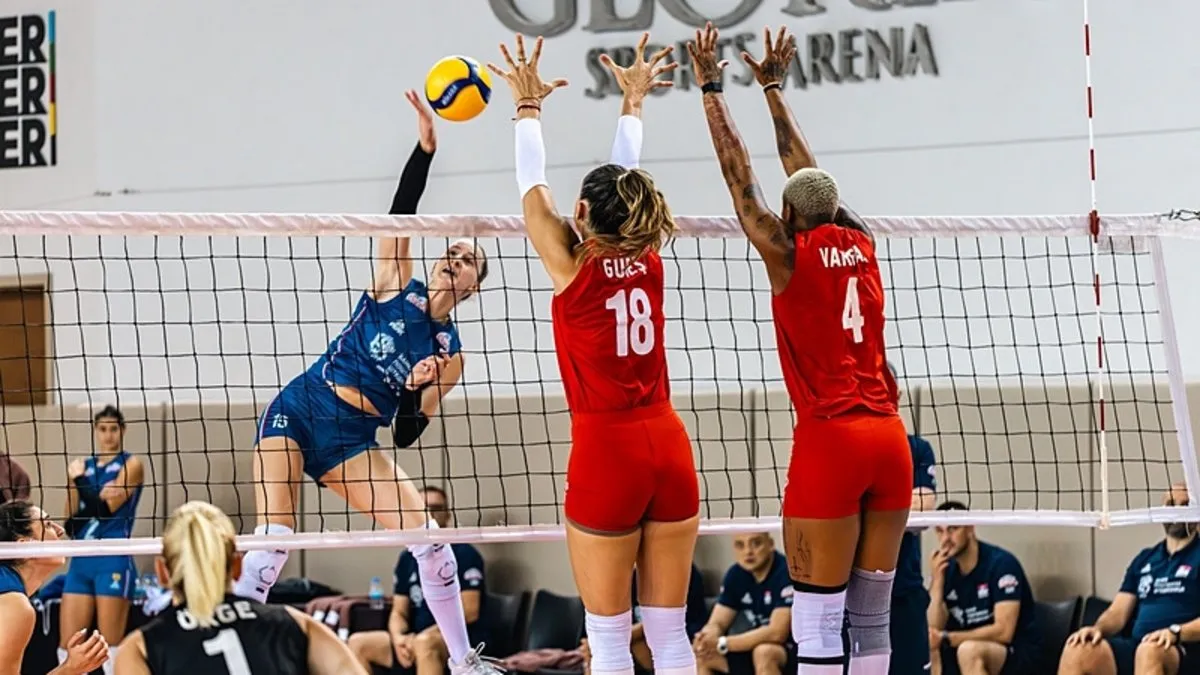 Filenin Sultanları, Sırbistan ile oynadığı hazırlık maçını kazandı Filenin Sultanları, Sırbistan ile oynadığı hazırlık maçını kazandı