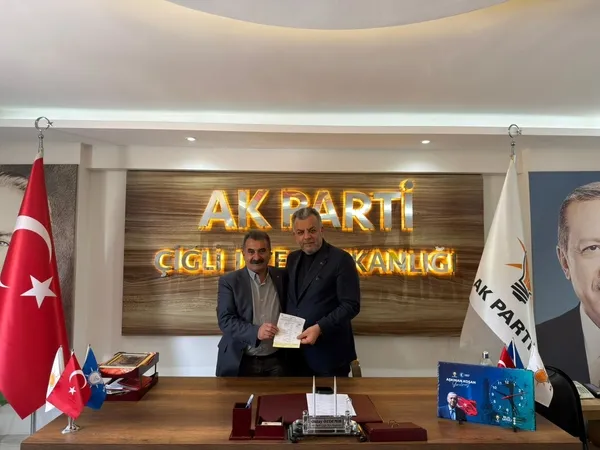 chpden-ak-partiye-guclu-katilim-cumhuriyet-mahallesinde-dikkat-ceken-gecis-1776871002581.jpg