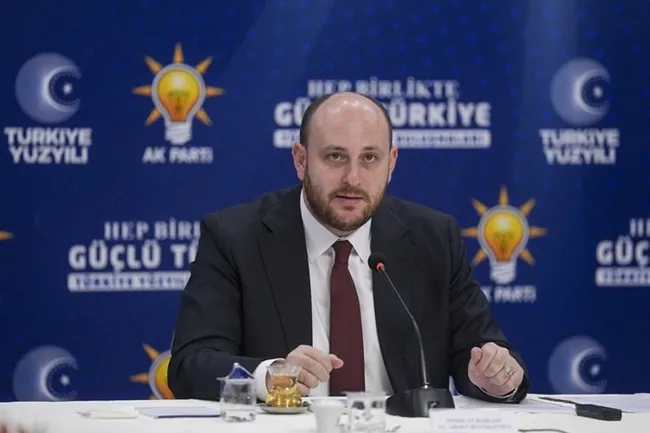 ak-parti-genel-baskan-yardimcisi-ahmet-buyukgumus-biz-chpnin-kendi-ic-meselesinin-tarafi-degiliz-1779650962770.jpg AK Parti Genel Başkan Yardımcısı Ahmet Büyükgümüş: Biz CHP’nin kendi iç meselesinin tarafı değiliz