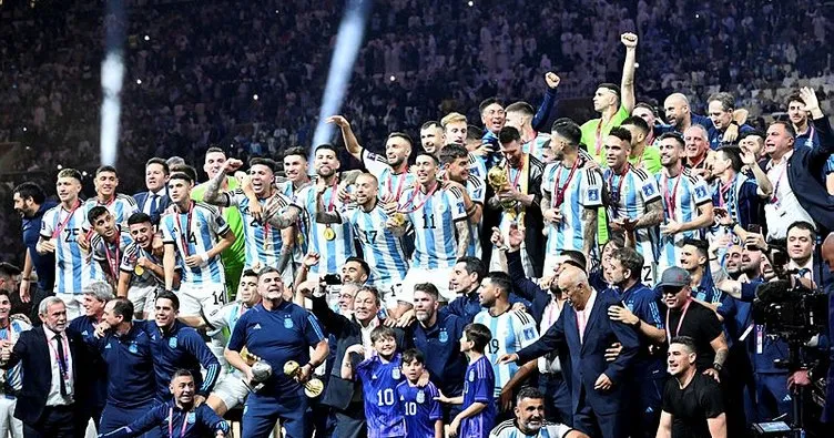 Son dakika haberi: Şampiyon Arjantin kupasını aldı! Turnuvanın enleri belli oldu...