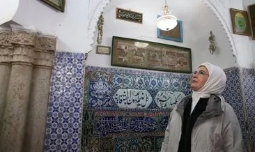 Emine Erdoğan, Keçiova Camisi’ni ziyaret etti